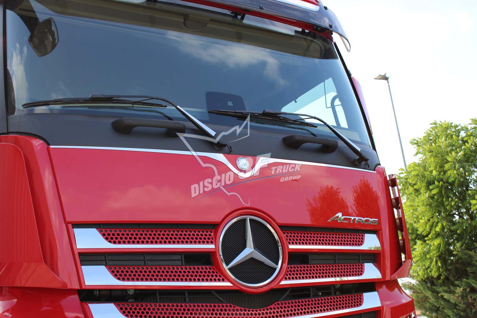 Placca logo allungata, Mercedes MP4