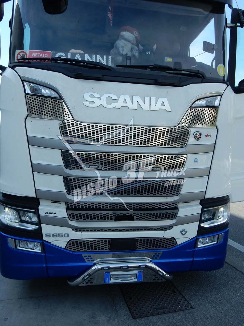 Mascherina nido d’ape, Scania N/G