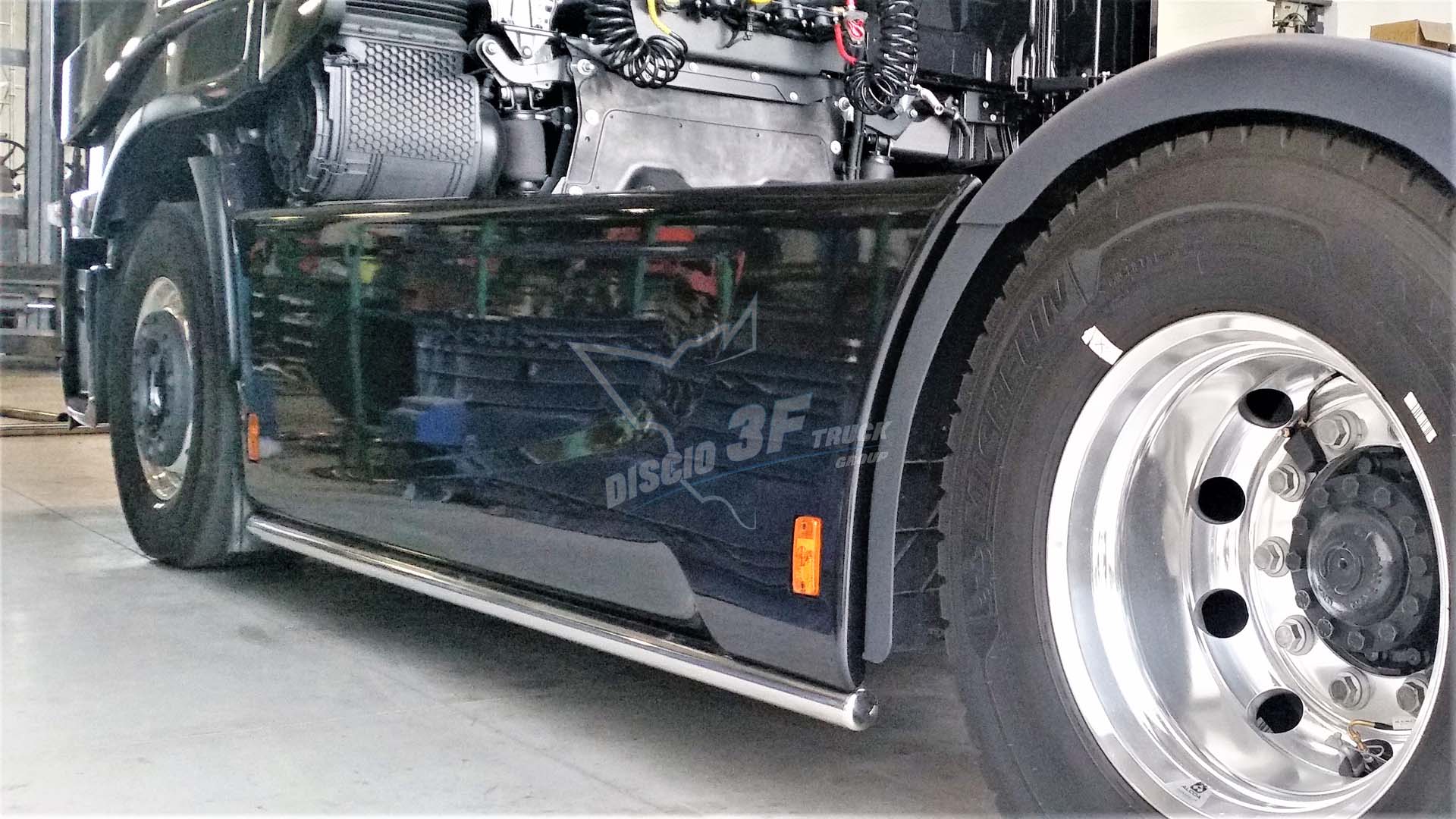 Kit tubi minigonna, Iveco Hi-Way.