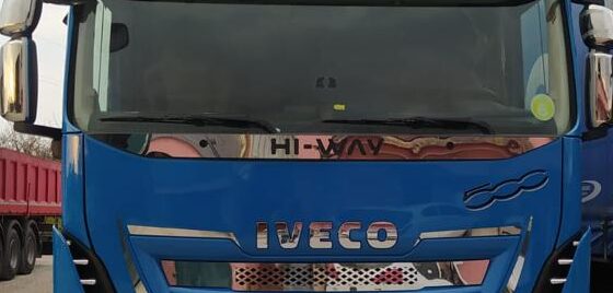 Placca sotto vetro, Iveco Hi-Way.