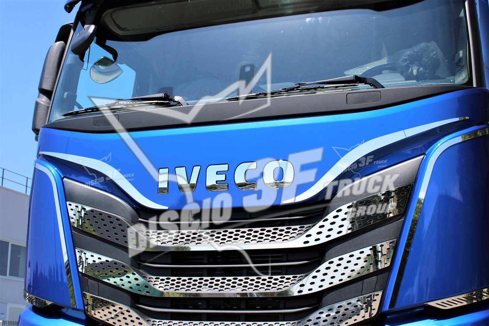 Placche sup. mascherone