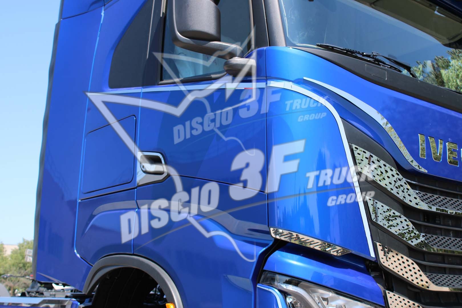 Kit profilo deflettore + portiera